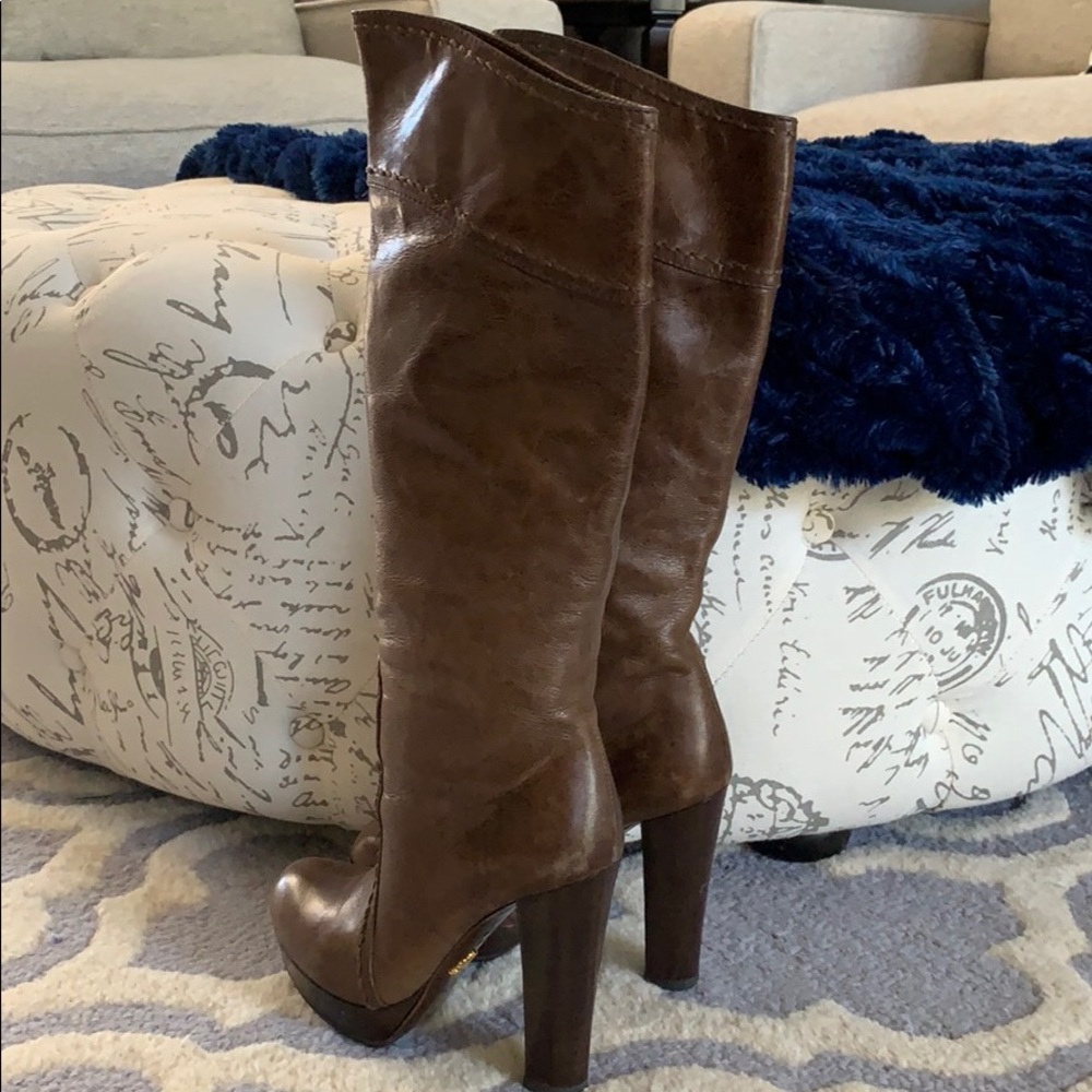 Prada brown antique leather boots size 37.5 - Picture 4 of 8